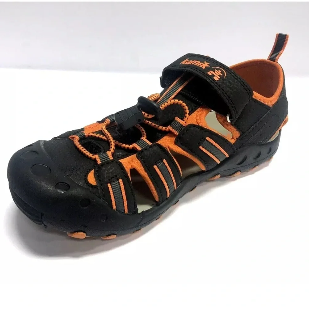 Kamik Big Kids’ Crab, Black/Orange Fisherman Sandals, Boys’ Size 6 M.